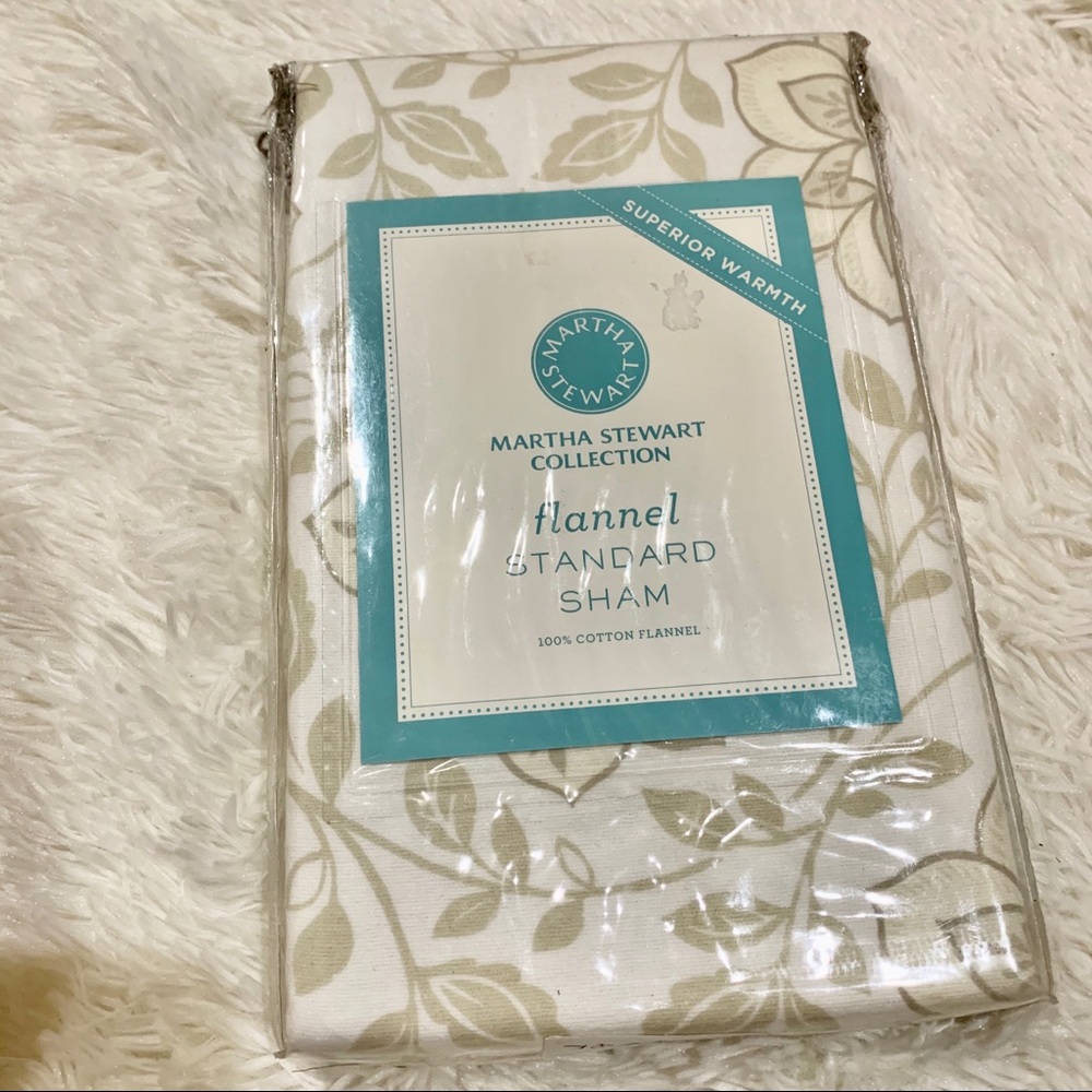 Martha Stewart Delight Floral Flannel  Sham new